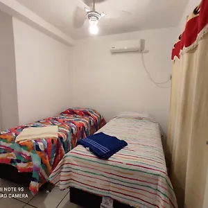 Na Localização De Canasvieiras Pés Na Areia Apartamento
